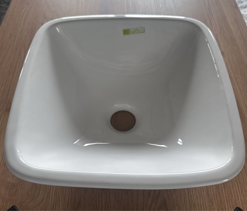 Bathco Baviera Umywalka nablatowa 30x30x11 cm, biała 4050