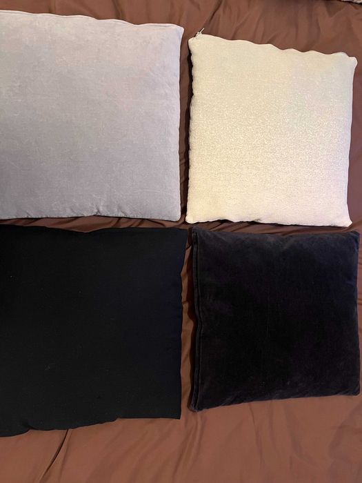 4 poduszki z poszewkami Ikea 50x50
