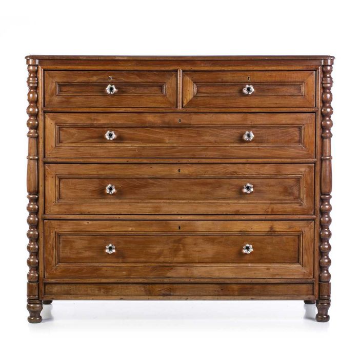 Cómoda Inglesa Carvalho