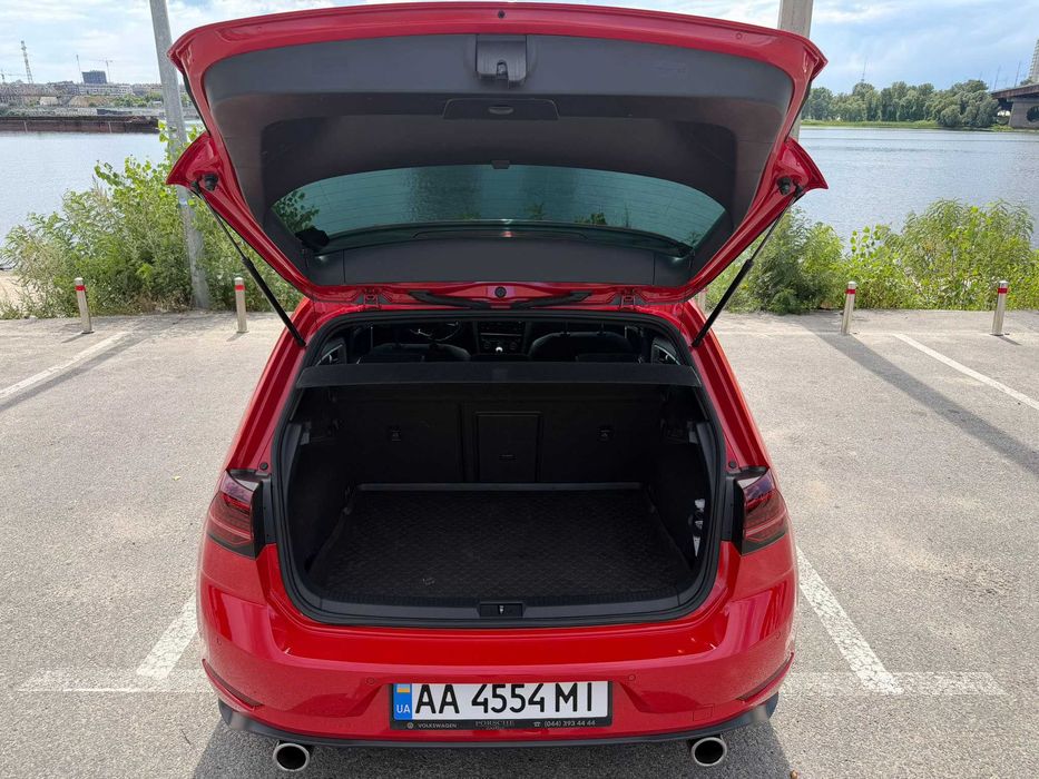 Volkswagen Golf GTI 2019 VIN WVWZZZAUZKW135304 фото оголошення 12 з 24