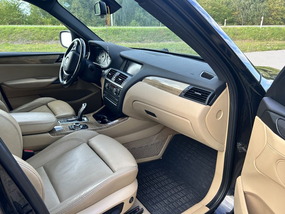 BMW x3 f25 28i niski przebieg