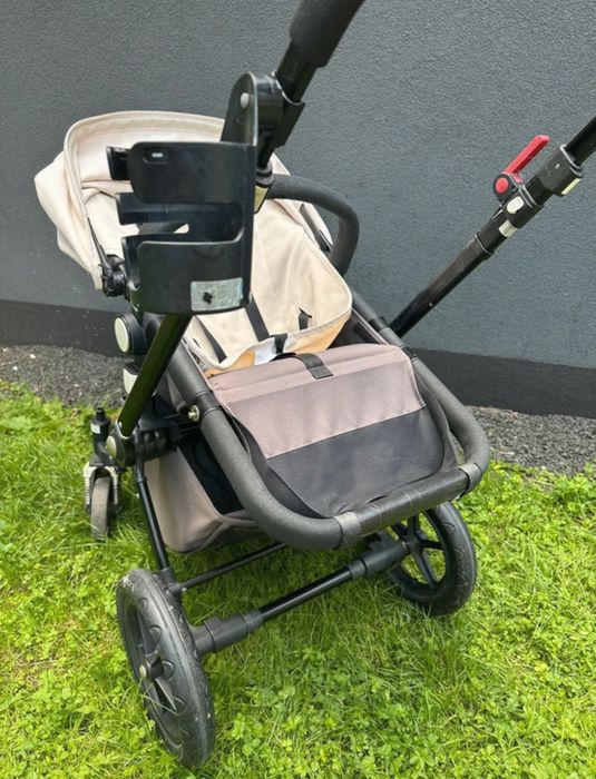 Bugaboo cameleon 3 
2w1 czyli gondola i spacerówka 
czarny stelaż