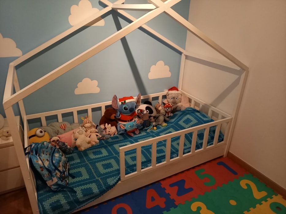 Cama Montessoriana infantil