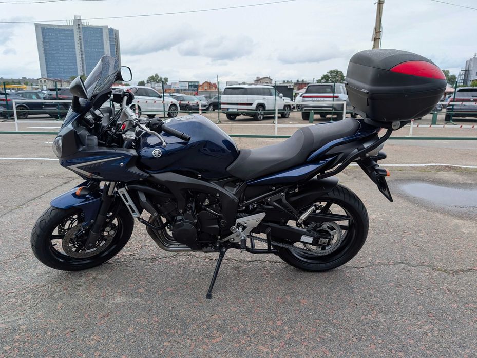 Мотоцикл Yamaha FZ6 Fazer S2 MoToBaZa
