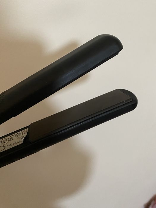 Alisador de Cabelo Techshen  Professional Ceramic – 220V