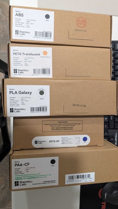 Filamento Bambulab PLA Galaxy 1,75mm 1kg c/ Spool - p/ impressoras 3D