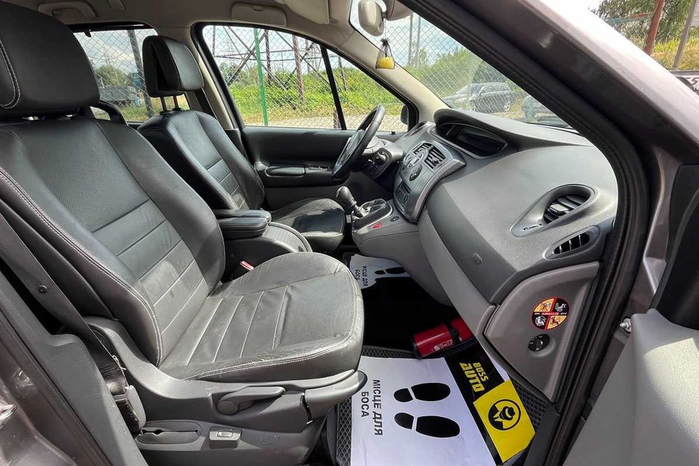 Renault Megane Scenic 2008