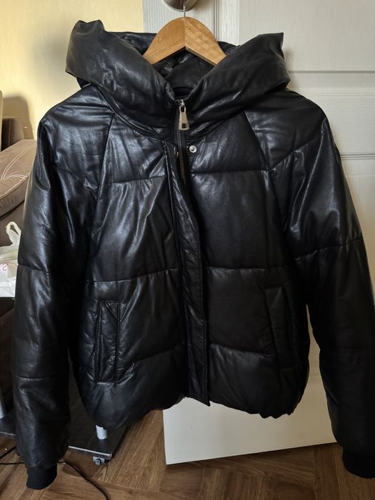 Пуховик із єкошкіри