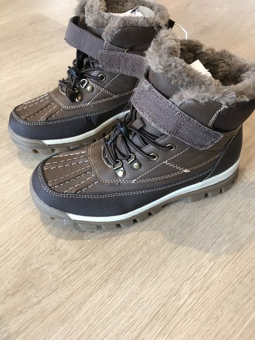 Продам зимові чоботи від Reserved р. 35