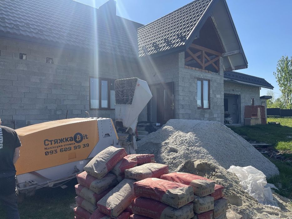 Стяжка Підлоги . Напівсуха стяжка