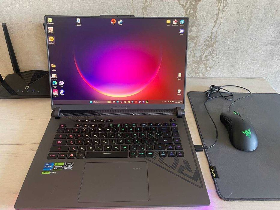 Ноутбук ASUS ROG Strix G16 (RTX 4060, i7-13650HX)