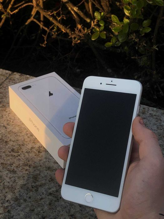 Iphone 8 Plus (Bardzo dobry stan, 100% Kondycji)