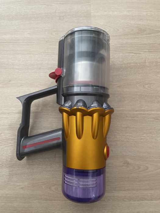 Dyson V12 avariado
