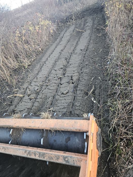 Wgłębny powierzchniowy karczowanie zarosli mulczowanie wycinka drzew