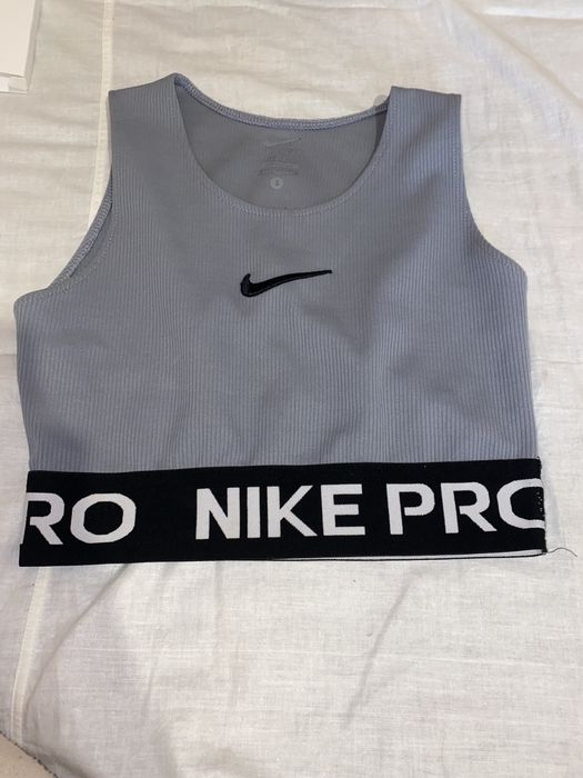 Костюм Nike pro шорти та топ оригінал