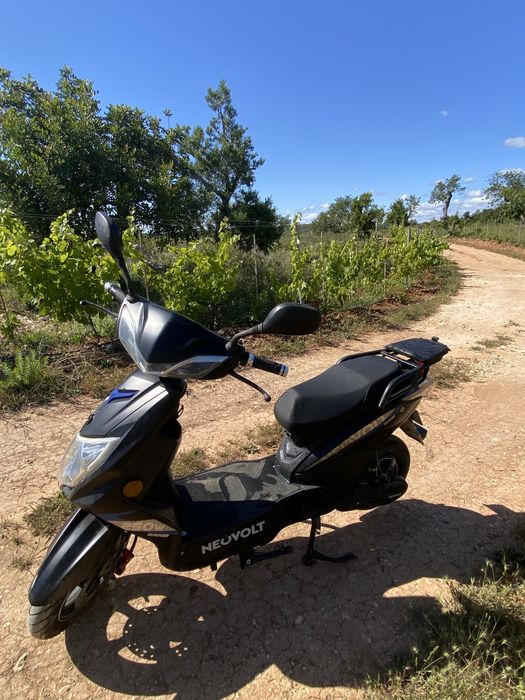 Vendo mota elétrica em muito bom estado