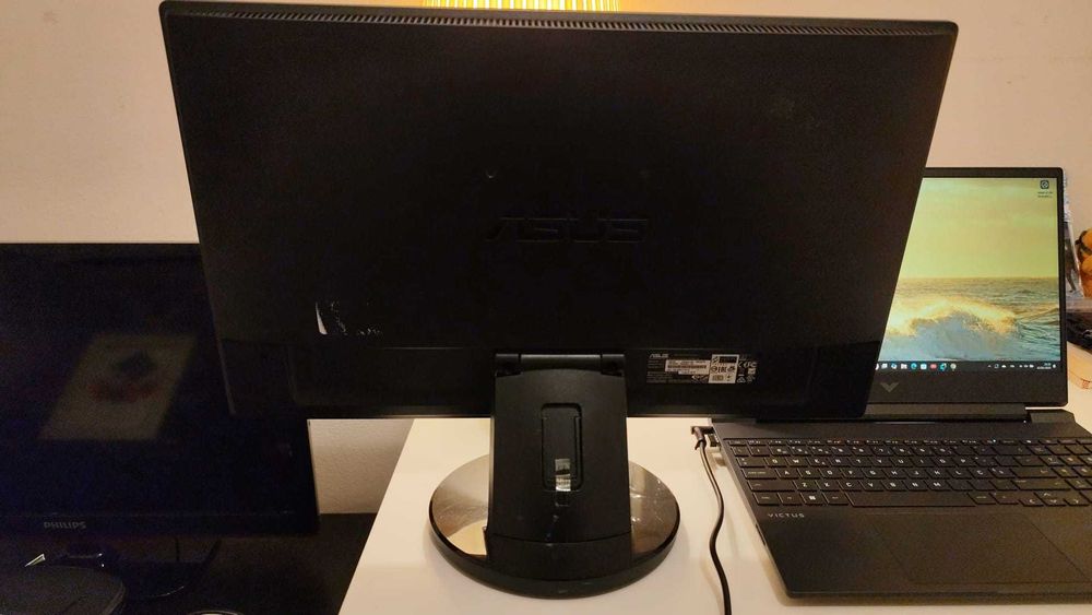 Monitor ASUS ve228tr