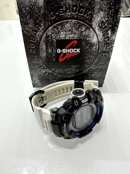 G-Shock G-Squad GBD-100-1A7ER | 49mm | Czarno - biały | GW3
