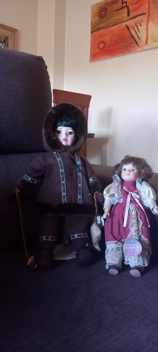 bonecas de porcelana, leve duas e pague 1