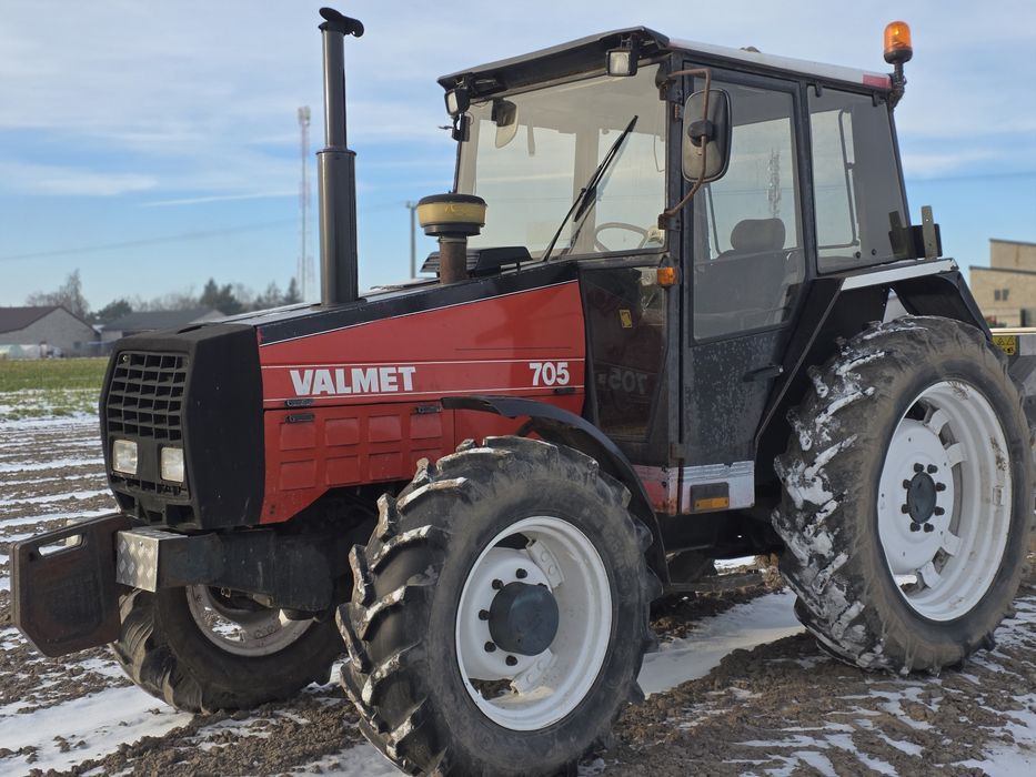 VALMET 705 4x4 4cyl+ Turbo - półbieg