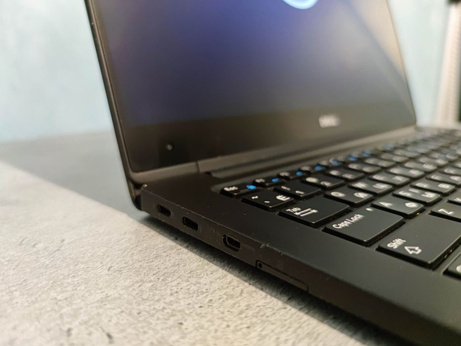 Карбоновый ультрабук Dell Latitude 7370 4K touch