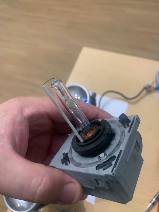 Блок розжига ксенон Hella 5DD 008 319-50, 5DV008290-00 Линзы BMW E60