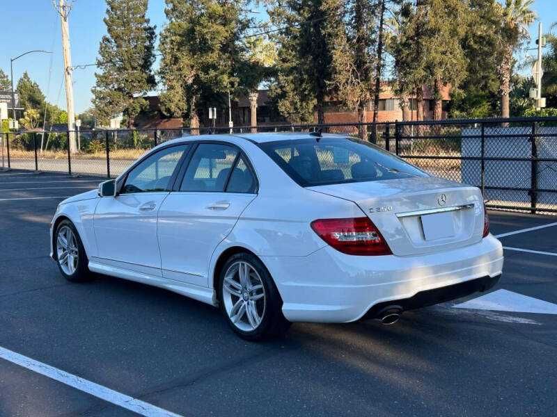 2014 Mercedes-Benz C-Class 250