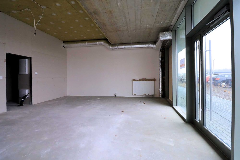 ul. TECHNOLOGICZNA / lokal / parter / witryny / 2 wejścia / rekuperacj