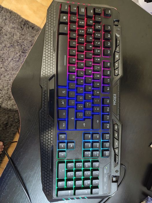Vendo Rato e Teclado Gaming Krom Kritic