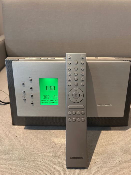 Miniwieża Grundig BT 1000 DAB+