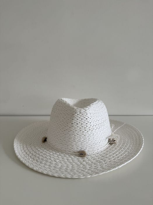 White Shell  Hat - kapeluszz muszksmi