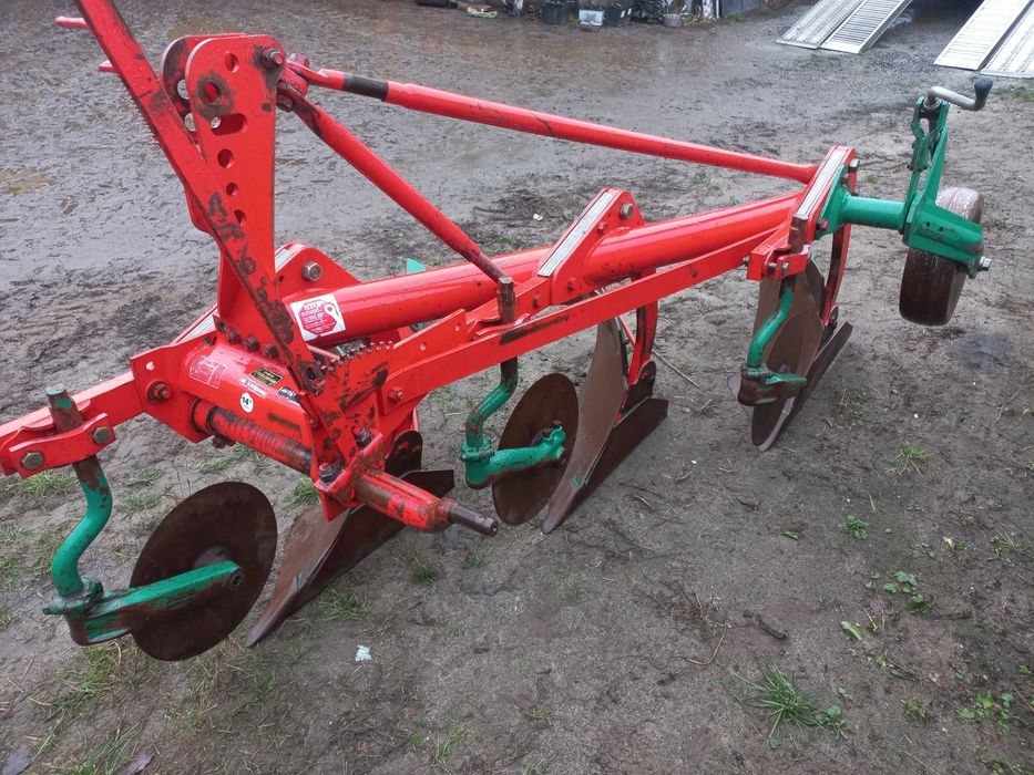 Плуг Квернеланд Kverneland