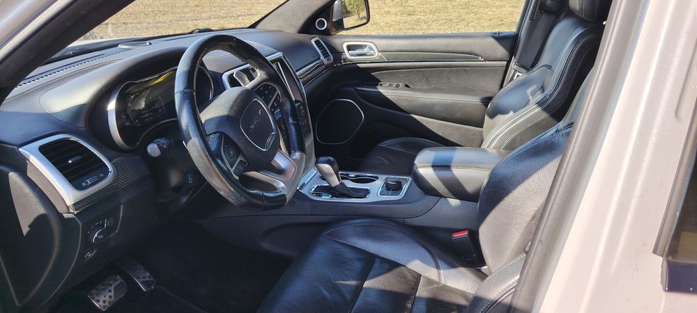 Jeep Grand Cherokee SRT