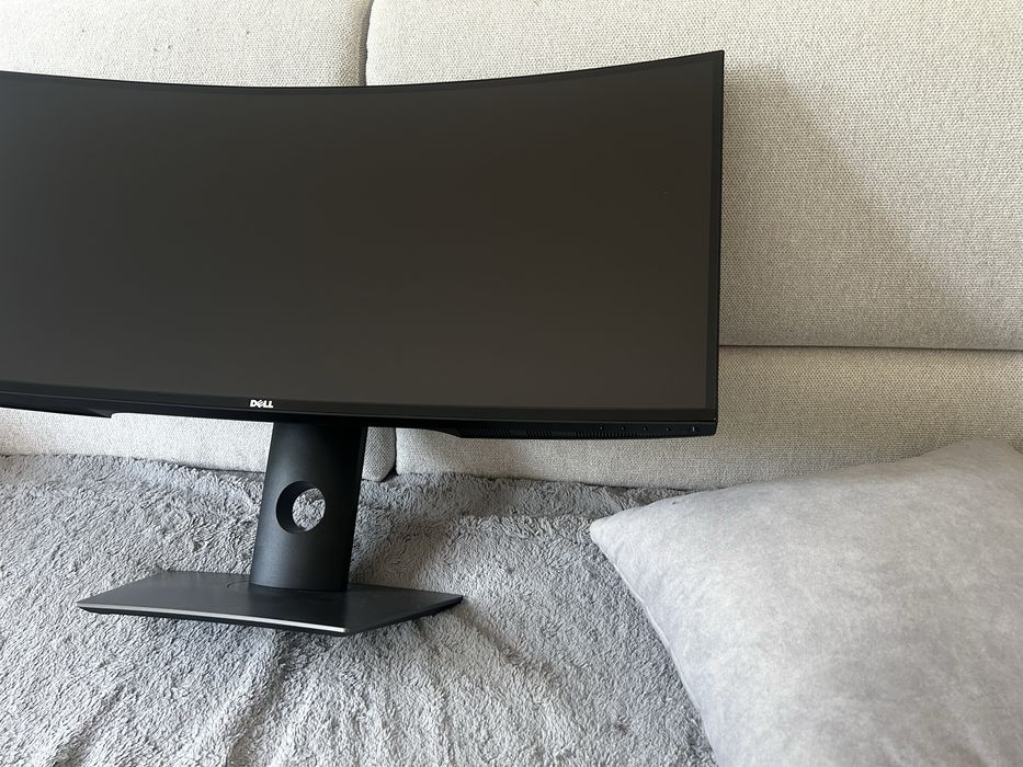 Monitor ultrawide dell