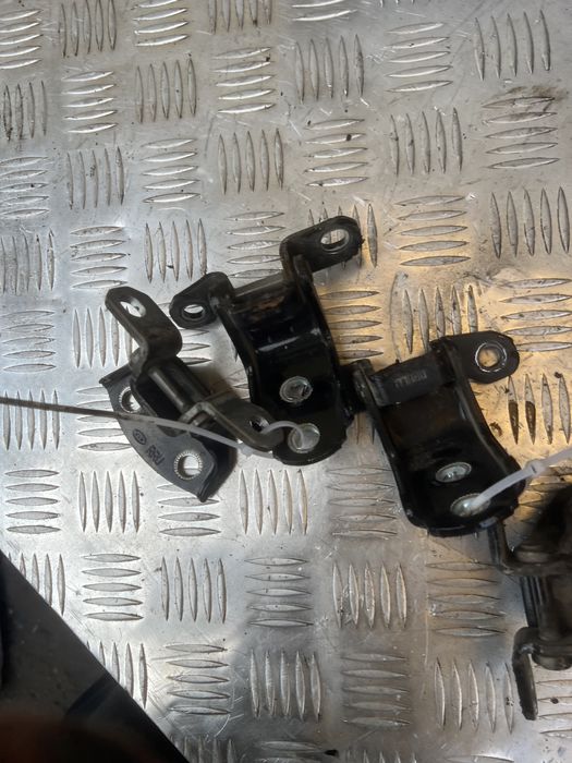 Петля двери киа черато 08г kia cerato