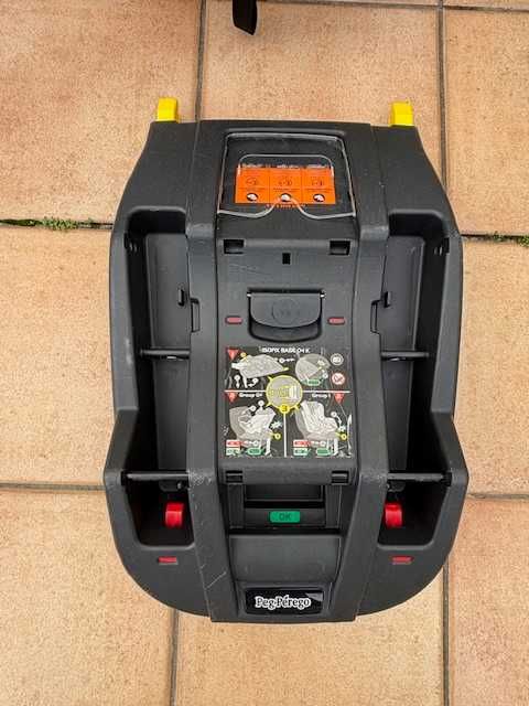 Carrinho de Gémeos Peg Perego + 2 Ovos + 2 Bases ISOFIX + Forras Ovos