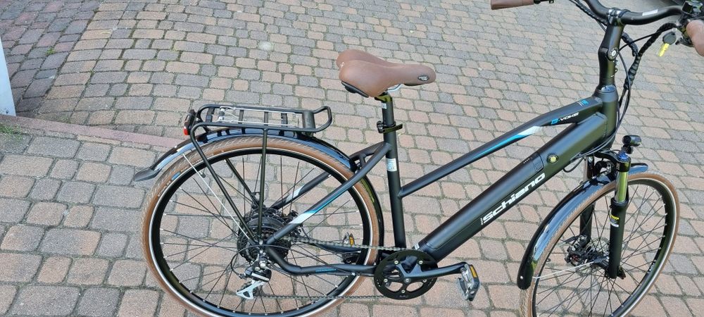 Rower elektryczny 28"