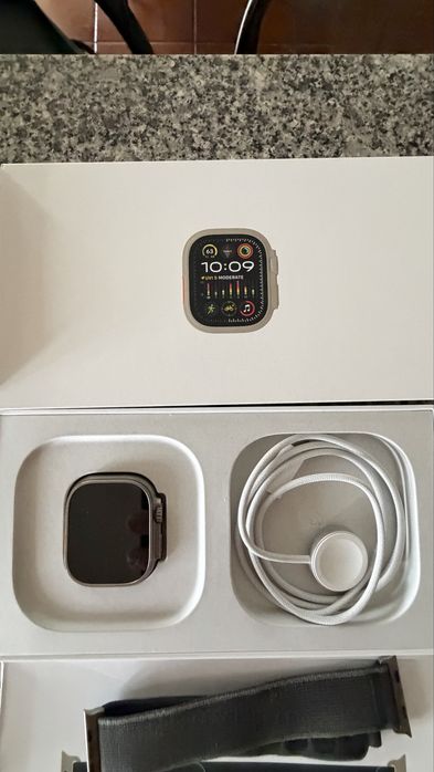 Apple Watch Ultra 2 49mm Titanium – Como Novo | Completo + Extras