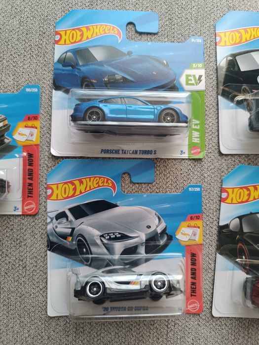 Hot wheels mainlines