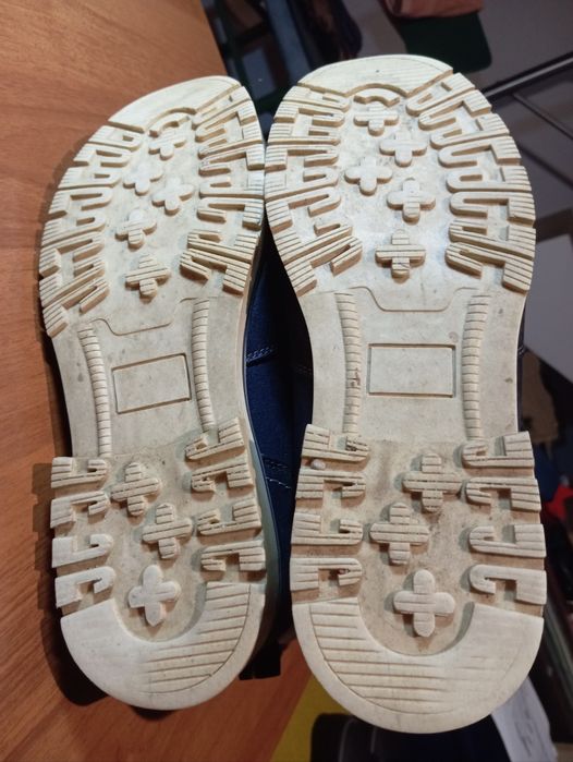 Buty skórzane zimowe trapery ocieplane granatowe Mckey 40 rozmiar