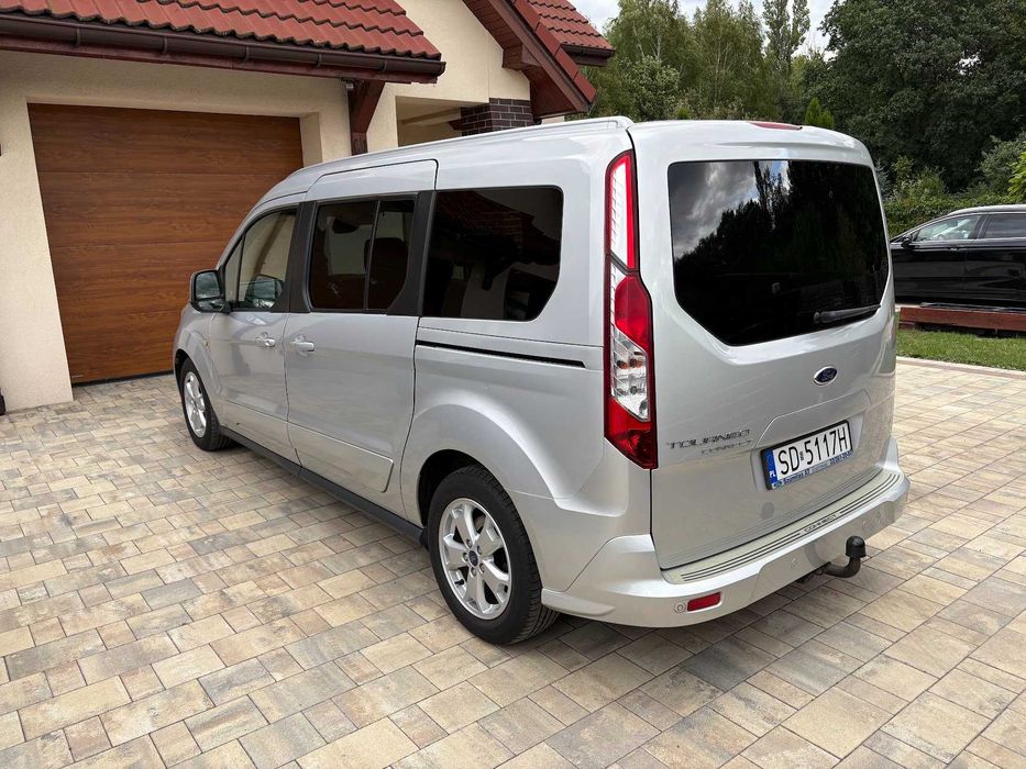 Ford Tourneo Connect Titanium 1.5 TDCi 115 KM