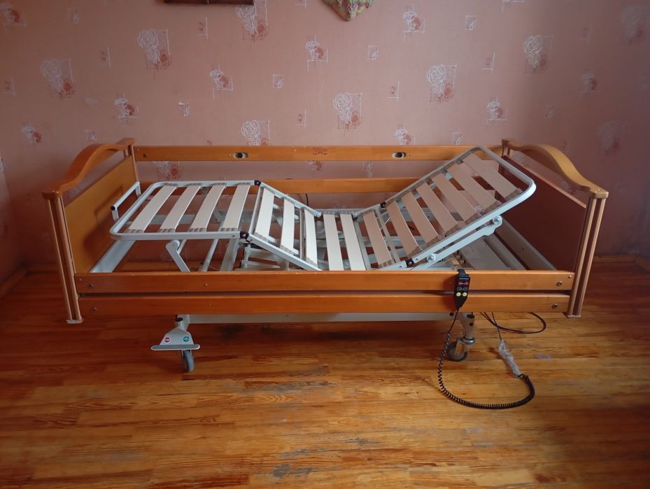 Медицинская электрическая кровать