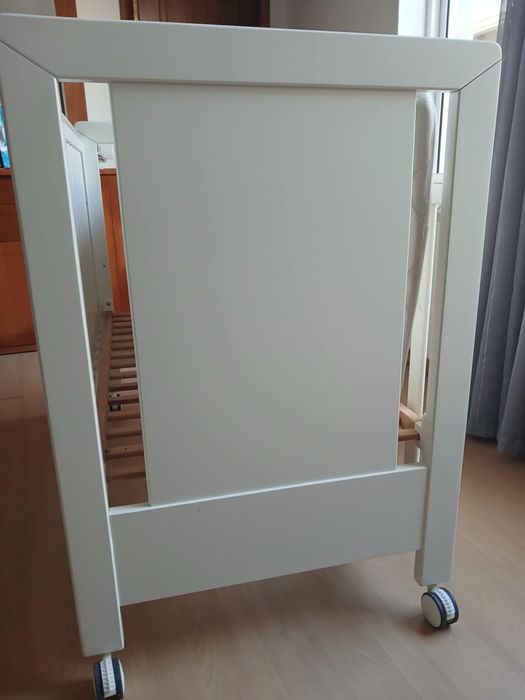 Cama bebé marca trama