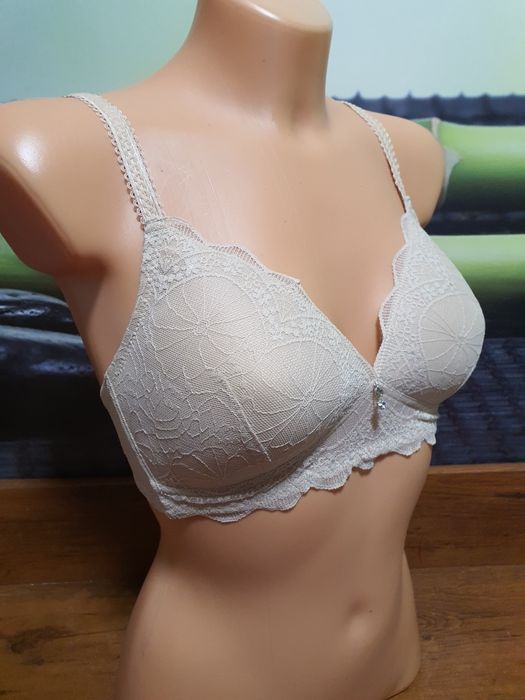 Biustonosz Naturana 70 C