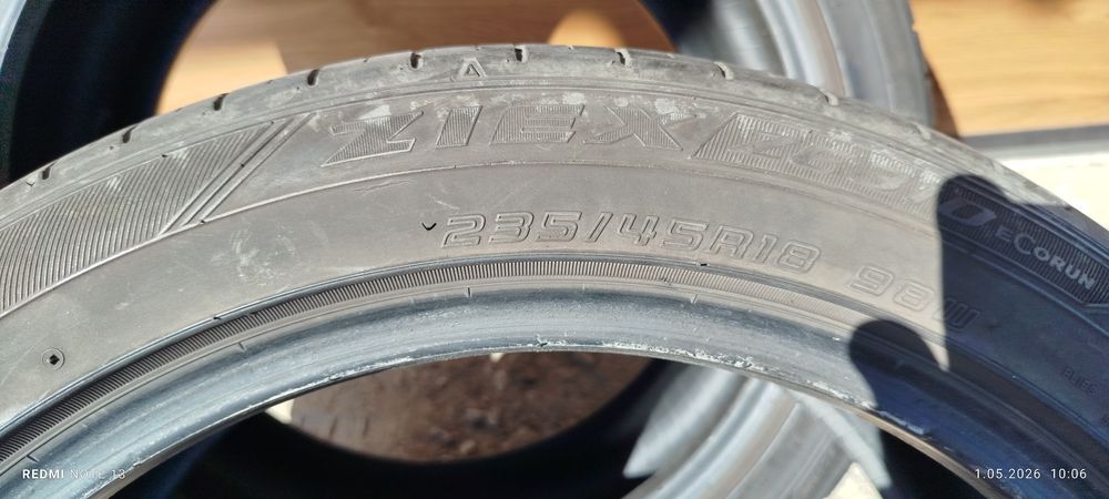 Opony Falken 235 45 18