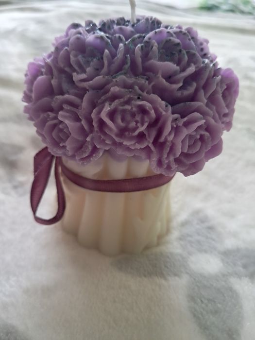 Świeca bukiet róż