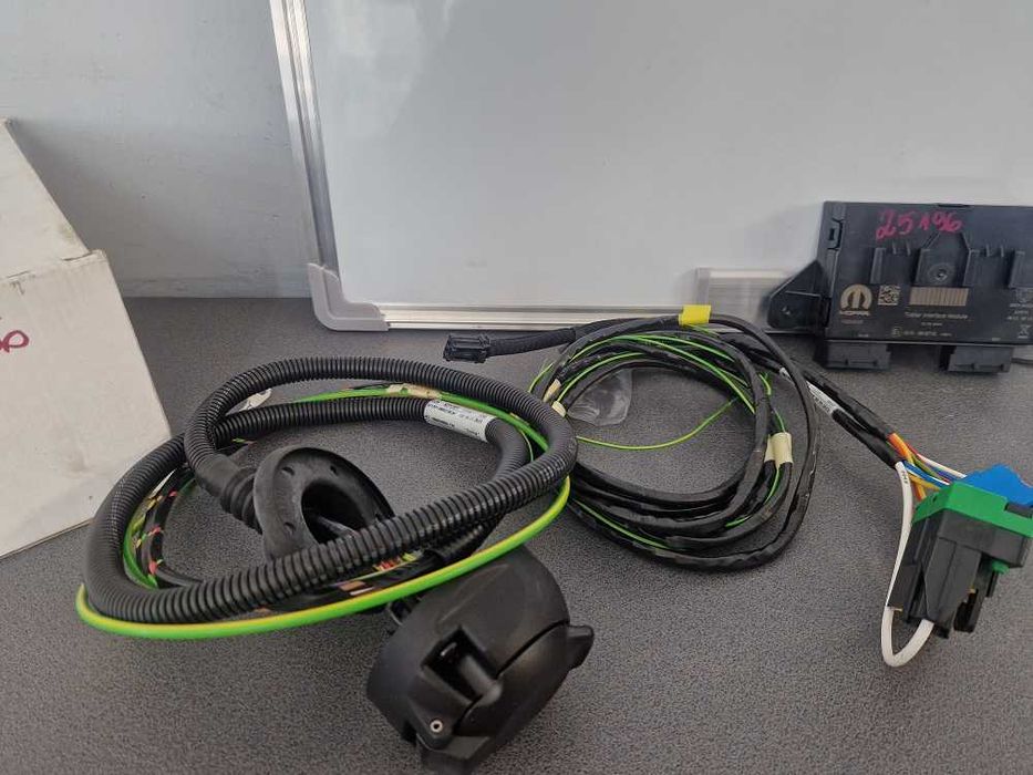 Peugeot 208 II Instalacja Haka Holowniczego