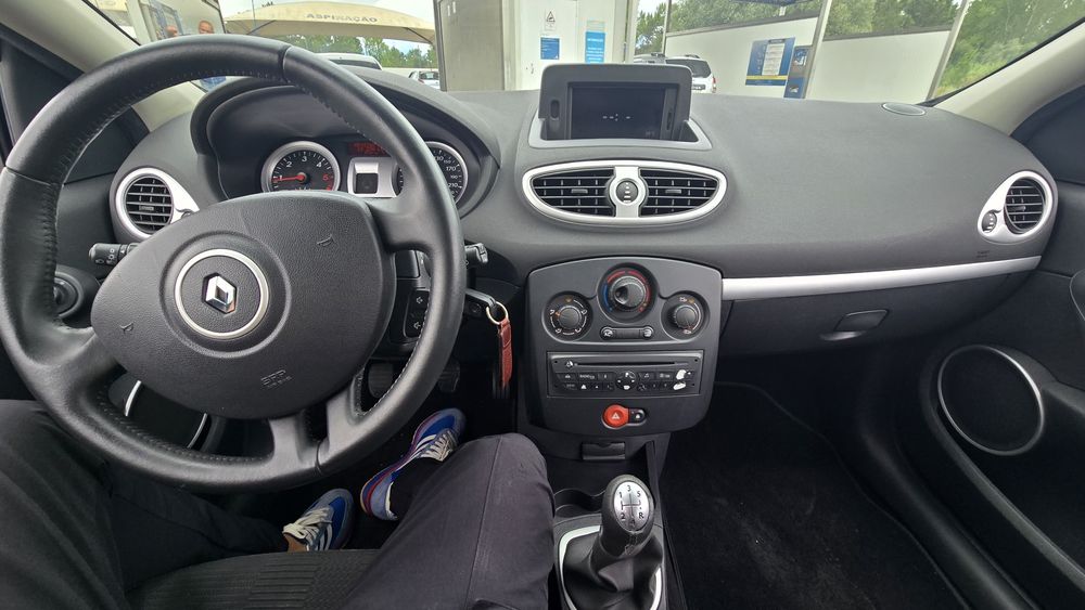 Renault Clio — fotografia 3