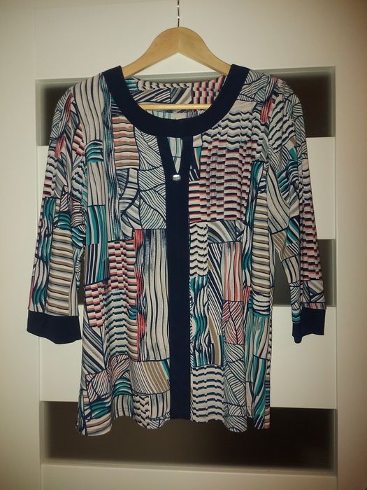 Wzorzysta bluzka