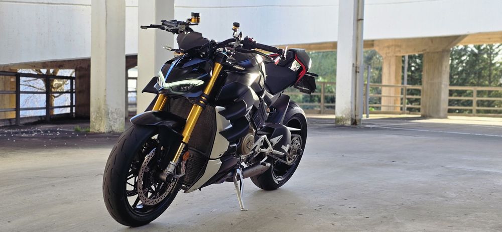 Ducati Streetfigther V4S